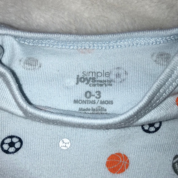 Carter’s Baby Boy Gowns | Size 0-3 months - Picture 2 of 2